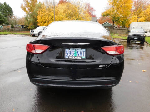 2017 Chrysler 200 Touring