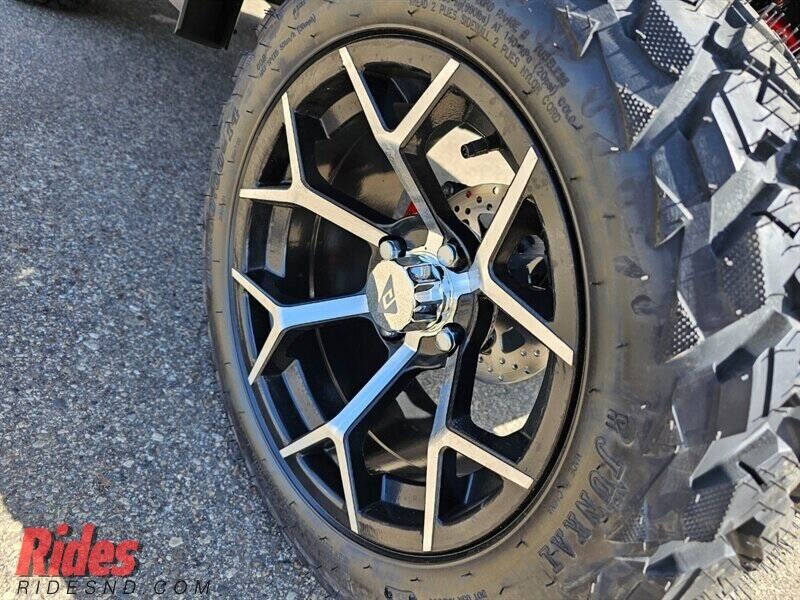 2025 Denago Nomad XL Plus