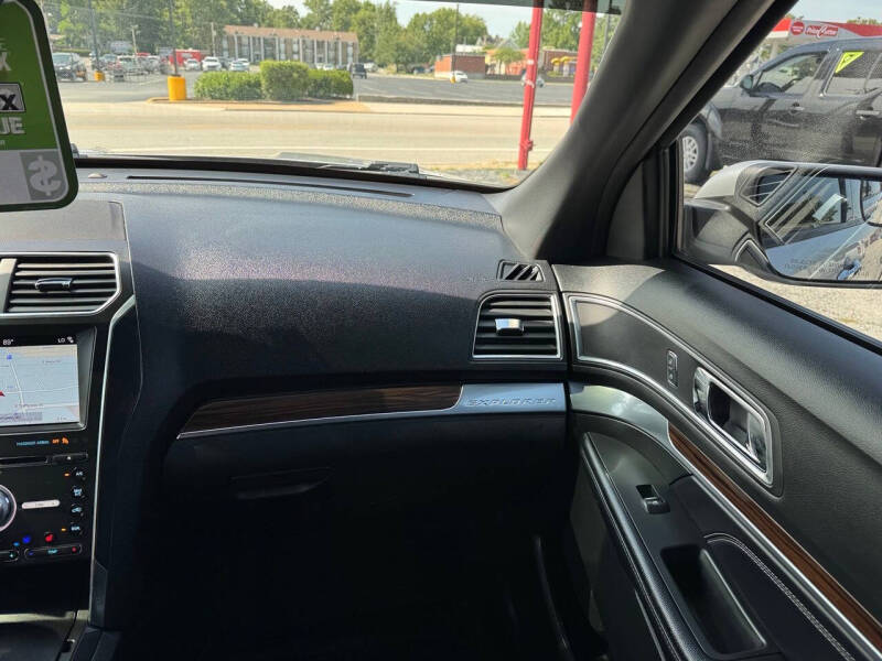 2017 Ford Explorer Limited