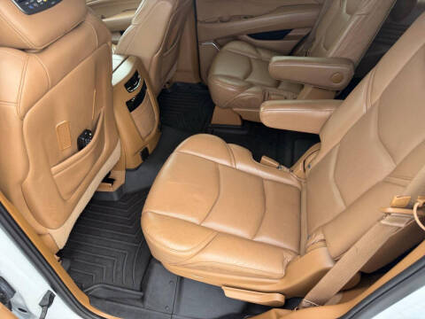 2016 Cadillac Escalade Platinum