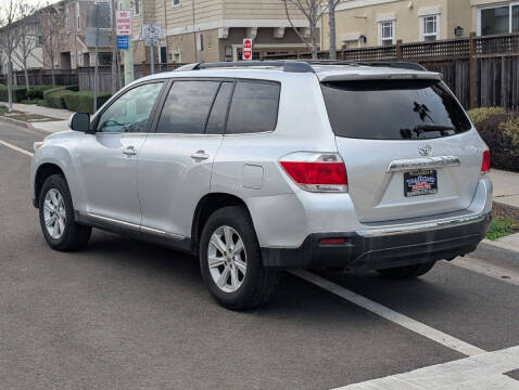 2013 Toyota Highlander Plus