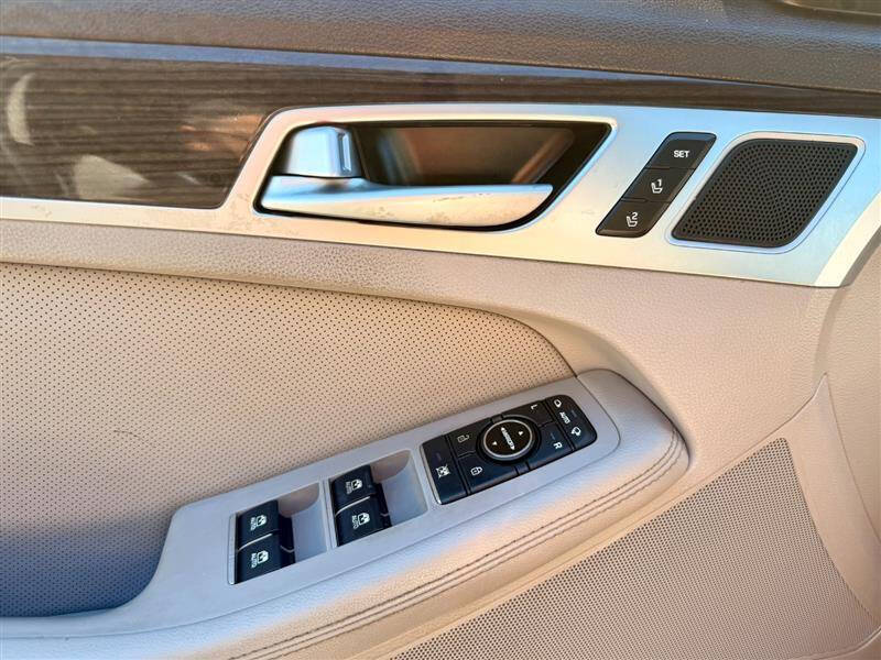 2018 Genesis G80