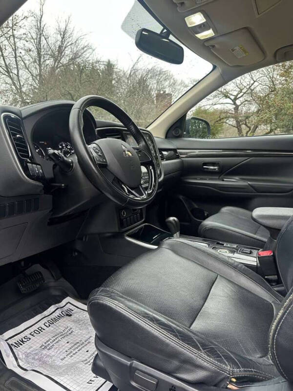 2017 Mitsubishi Outlander SEL