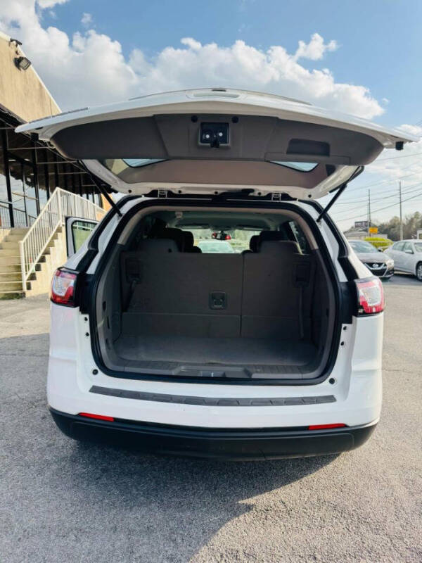 2017 Chevrolet Traverse LS