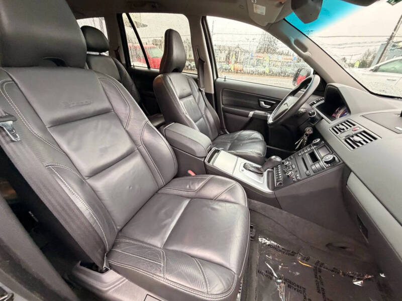 2013 Volvo XC90 3.2 R-Design Premier Plus