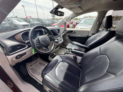 2018 Chrysler Pacifica Touring L