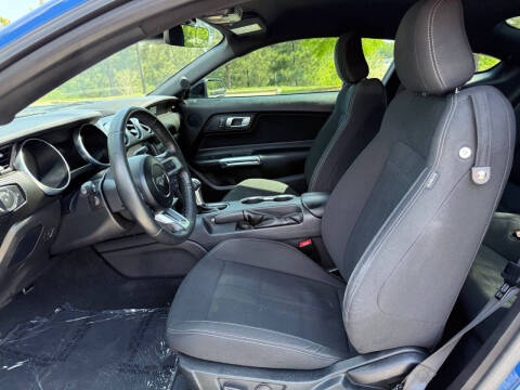 2022 Ford Mustang EcoBoost