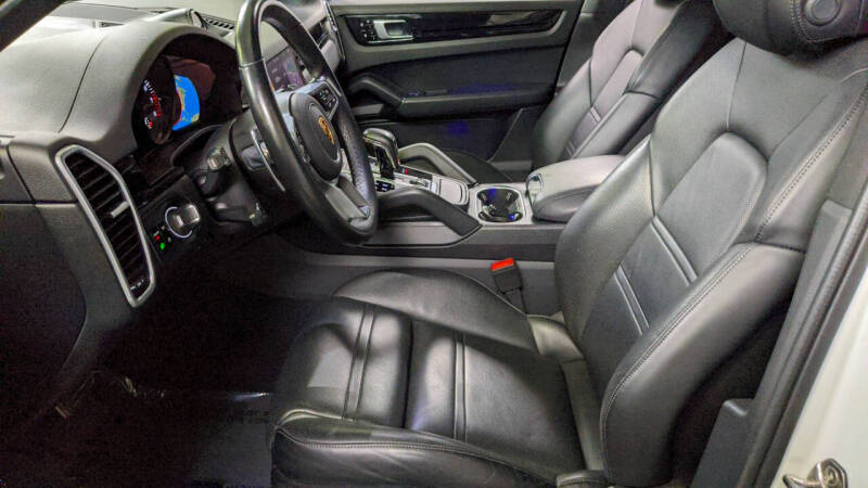 2020 Porsche Cayenne S