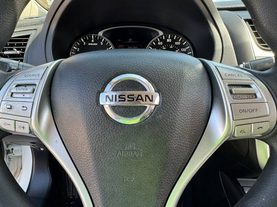 2018 Nissan Altima for sale at Falasteen Motors in La Place, LA