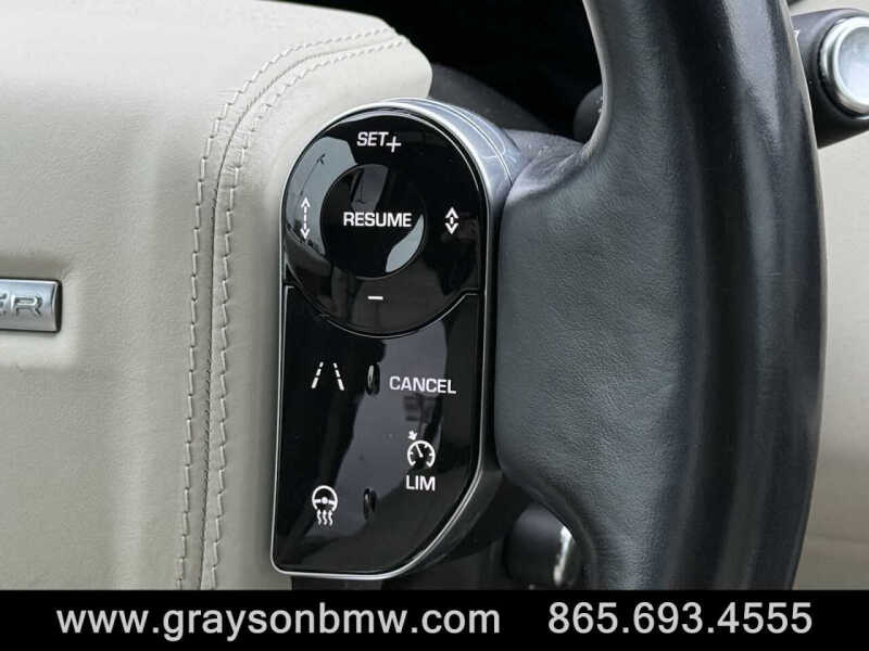 2021 Land Rover Range Rover P525 HSE Westminster Edition