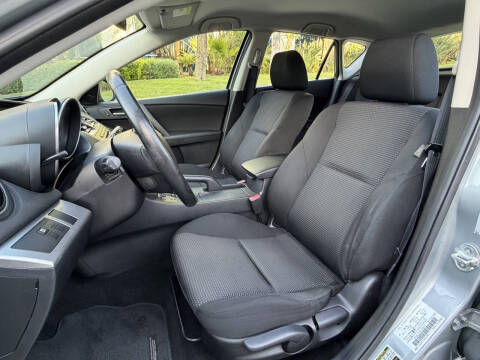 2012 Mazda MAZDA3 i Touring