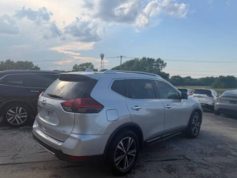 2017 Nissan Rogue SL