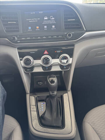 2019 Hyundai Elantra