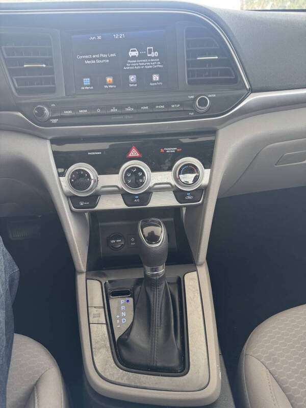 2019 Hyundai Elantra