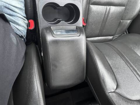 2019 Lincoln MKT Town Car Livery Fleet