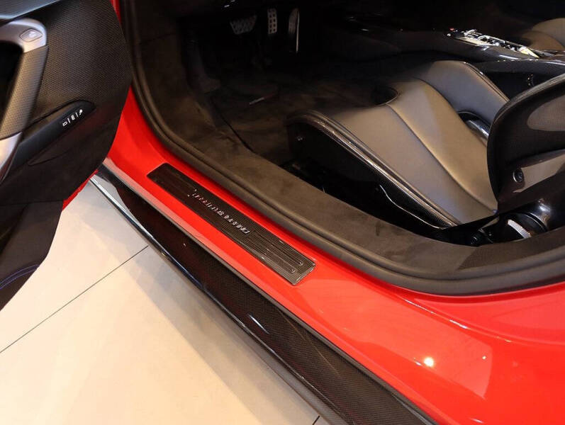 2023 Ferrari 296 GTS