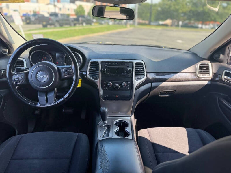 2011 Jeep Grand Cherokee Laredo