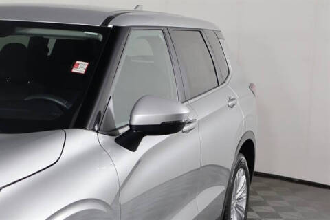 2024 Mitsubishi Outlander ES