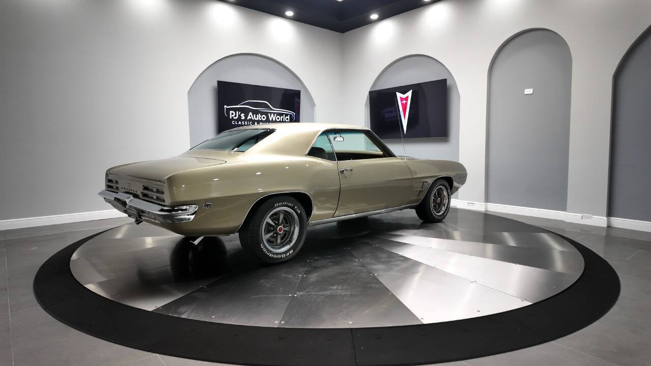 1969 Pontiac Firebird 6