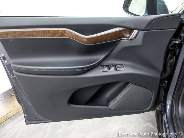 2020 Tesla Model X Long Range Plus