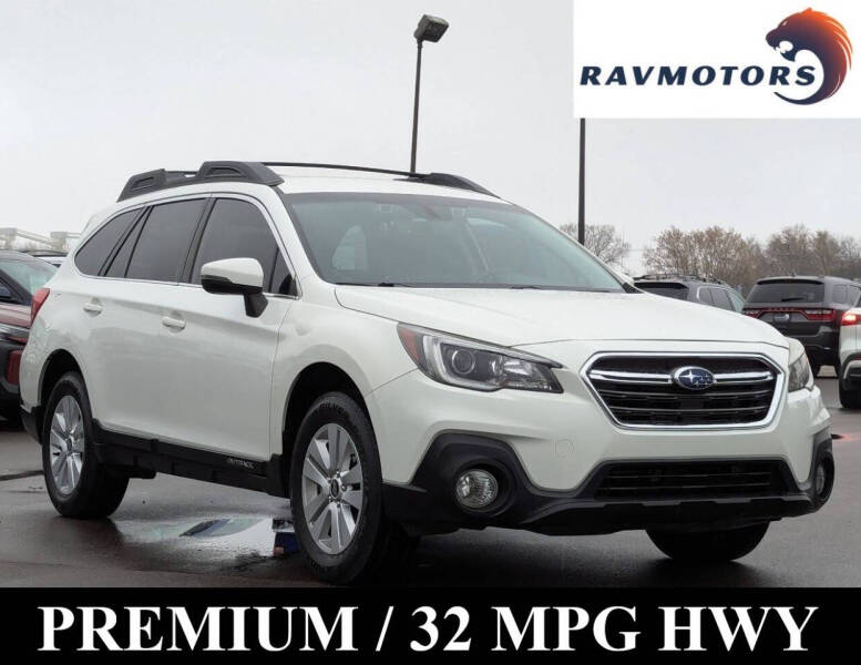 2019 Subaru Outback Premium's photo