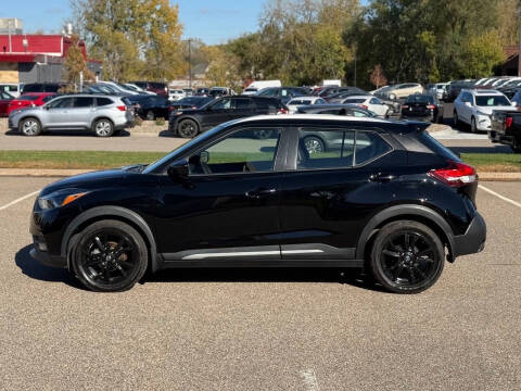 2020 Nissan Kicks SR