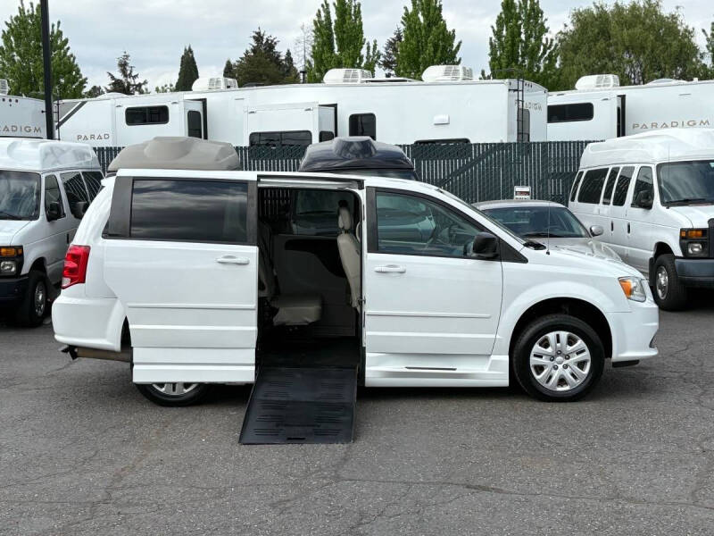 2015 Dodge Grand Caravan SE