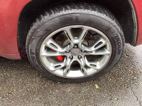 2012 Jeep Grand Cherokee SRT8