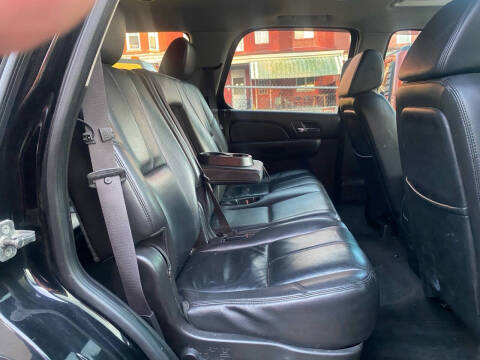 2012 GMC Yukon SLE