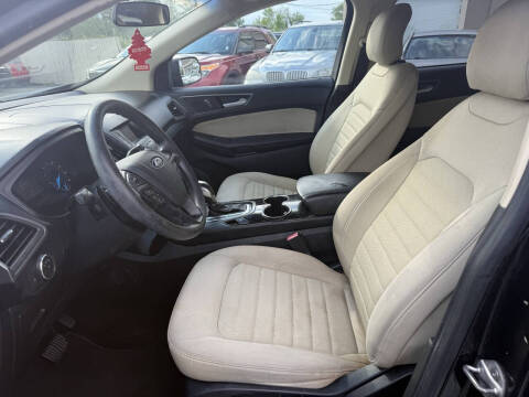 2016 Ford Edge SE