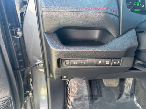 2024 Toyota RAV4 Prime XSE