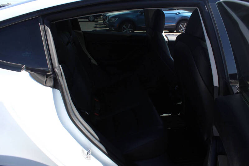 2021 Tesla Model 3 Standard Range Plus