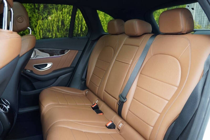 2021 Mercedes-Benz GLC GLC 300