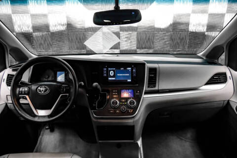 2017 Toyota Sienna