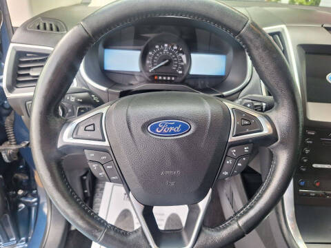 2017 Ford Edge Titanium