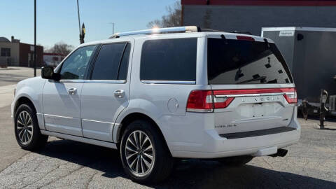 2016 Lincoln Navigator Select