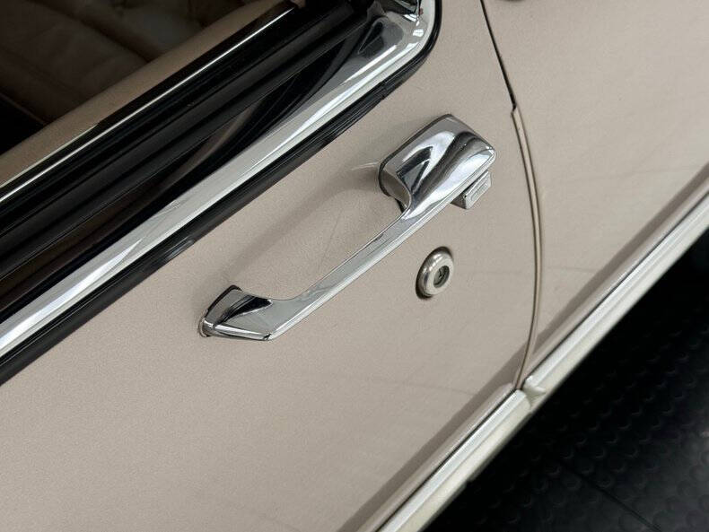 1990 Cadillac Fleetwood