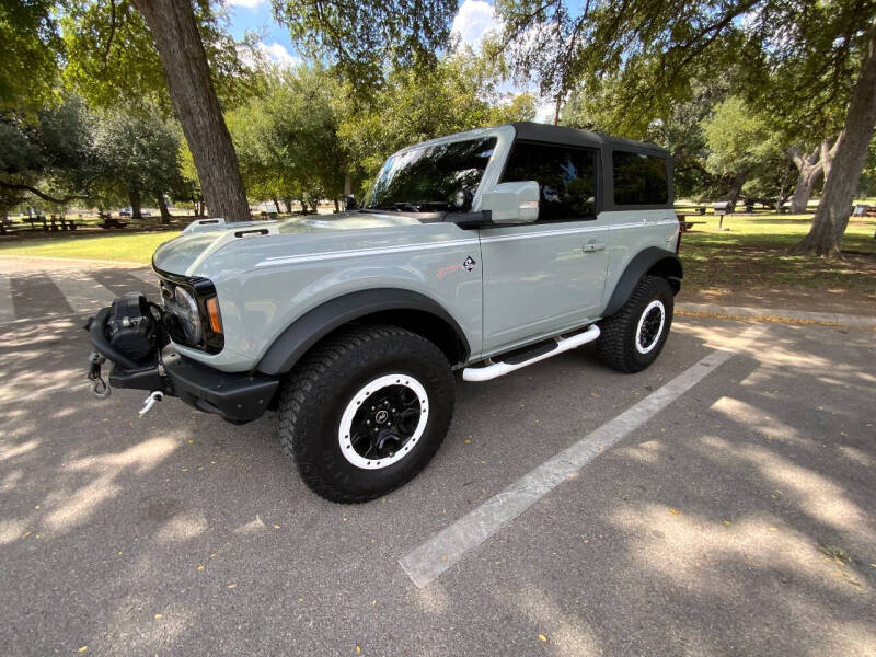 2021 Ford Bronco 2-Door Outer Banks's photo