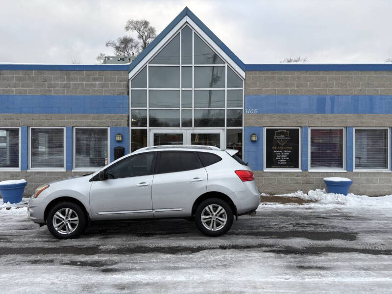 2015 Nissan Rogue Select S's photo