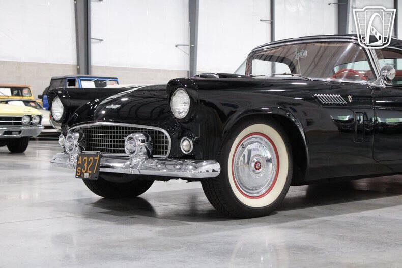 1956 Ford Thunderbird