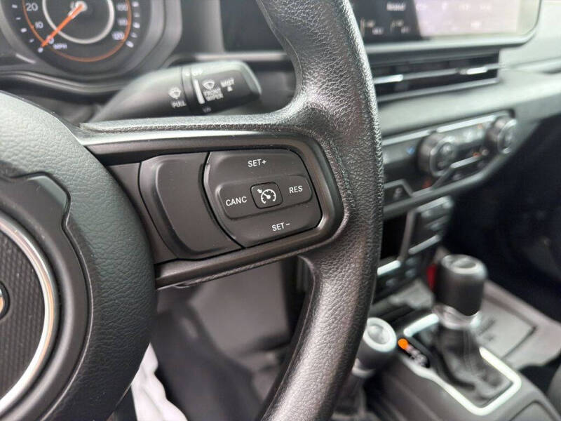 2024 Jeep Gladiator Sport