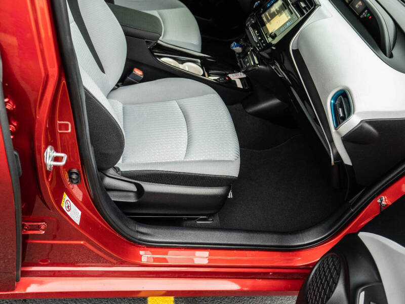 2016 Toyota Prius Two Eco