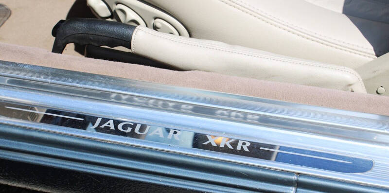 2000 Jaguar XKR