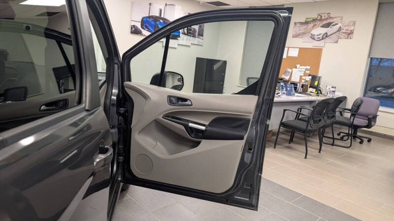 2020 Ford Transit Connect XLT