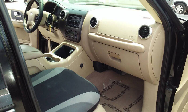 2004 Ford Expedition Eddie Bauer