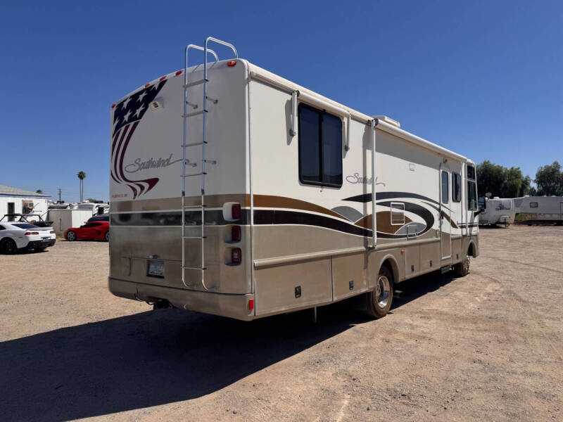 2000 Fleetwood RV Southwind