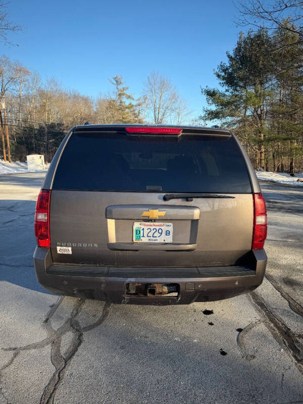 2014 Chevrolet Suburban LT