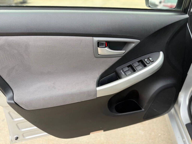 2013 Toyota Prius Two