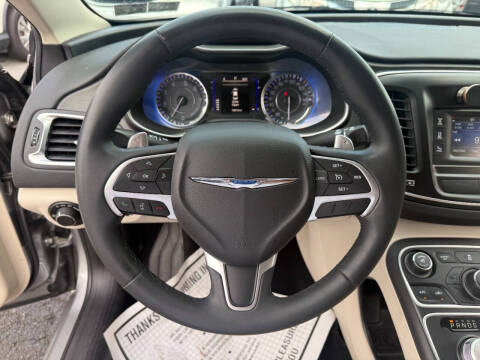 2015 Chrysler 200 Limited