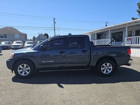 2014 Nissan Titan SV